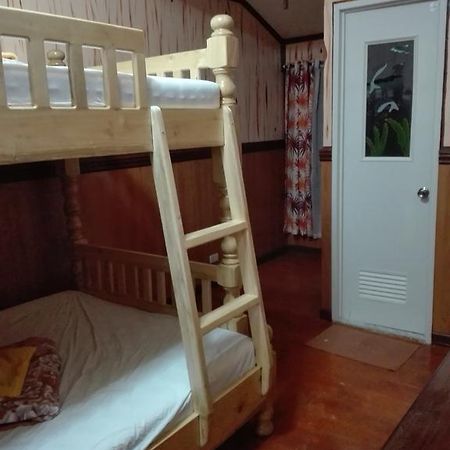 Koreen Guest House บาเนาเว ภายนอก รูปภาพ